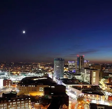 Bed With View Alojamento de Acomodação e Pequeno-almoço Birmingham